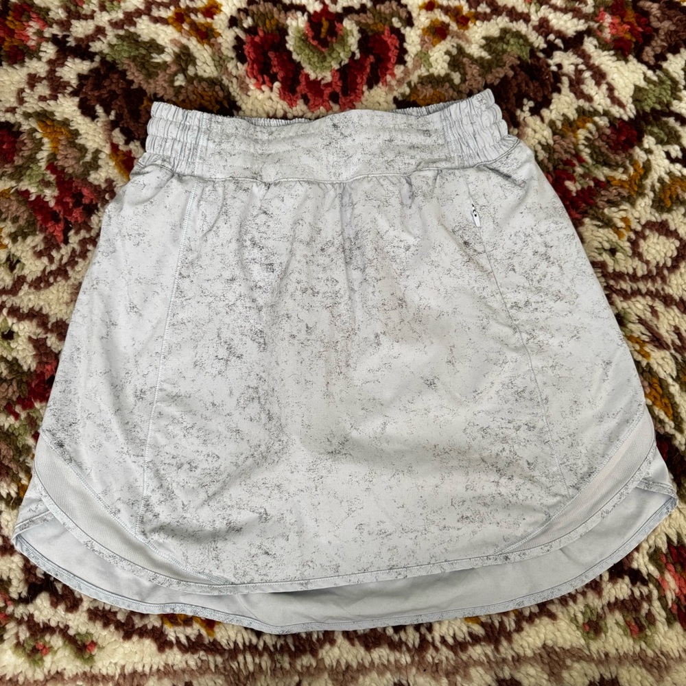 Lululemon Light Blue Athletic Skort Size 6 Women Lightweight Pockets Short